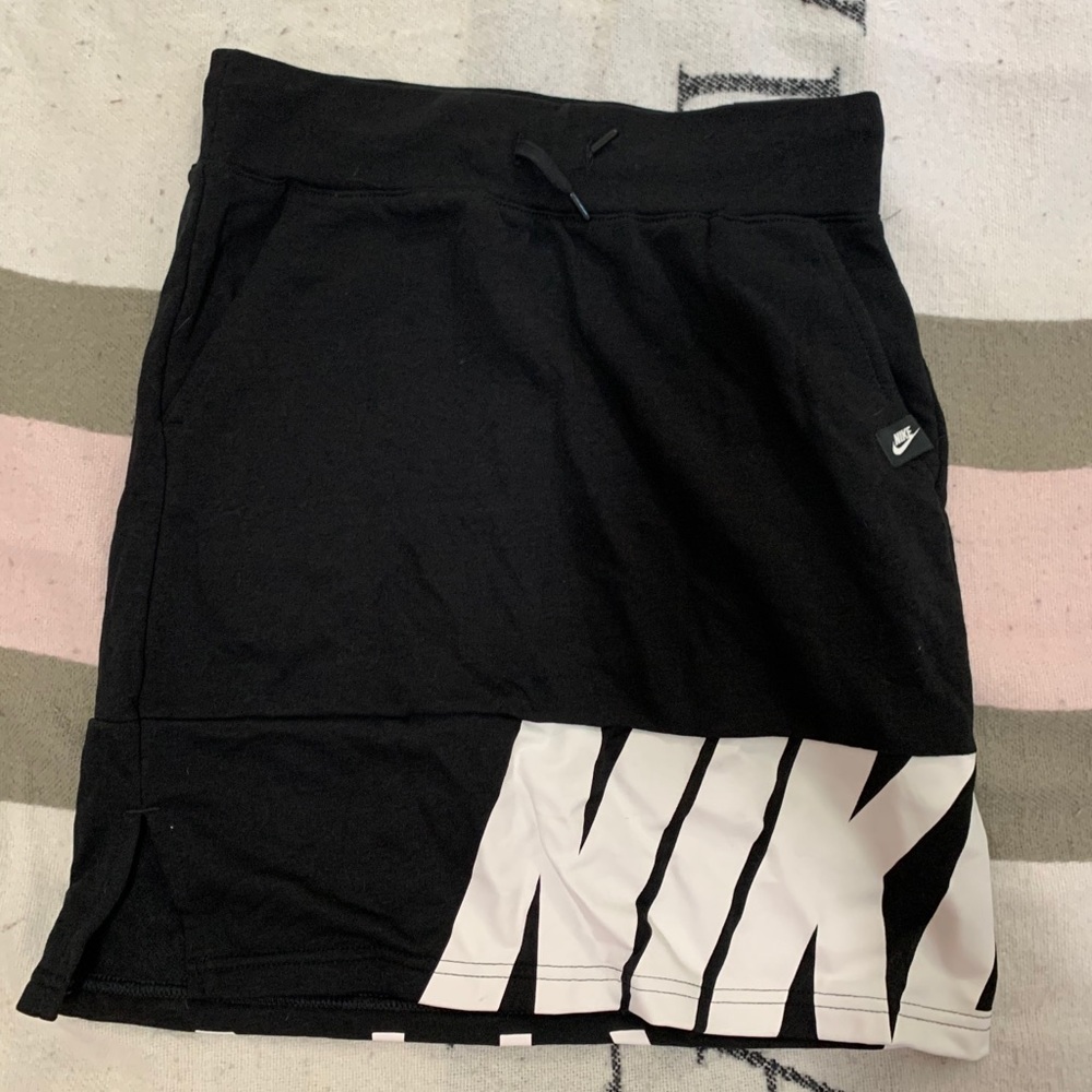 NIKE tennis skirt